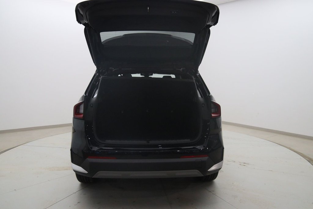 2025 BMW X1 in Baie-Comeau, Quebec - 18 - w1024h768px