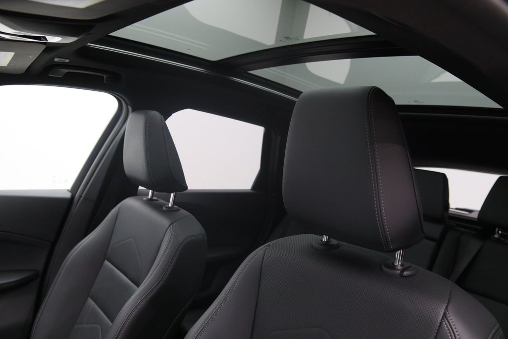 2025 BMW X1 in Baie-Comeau, Quebec - 8 - w1024h768px