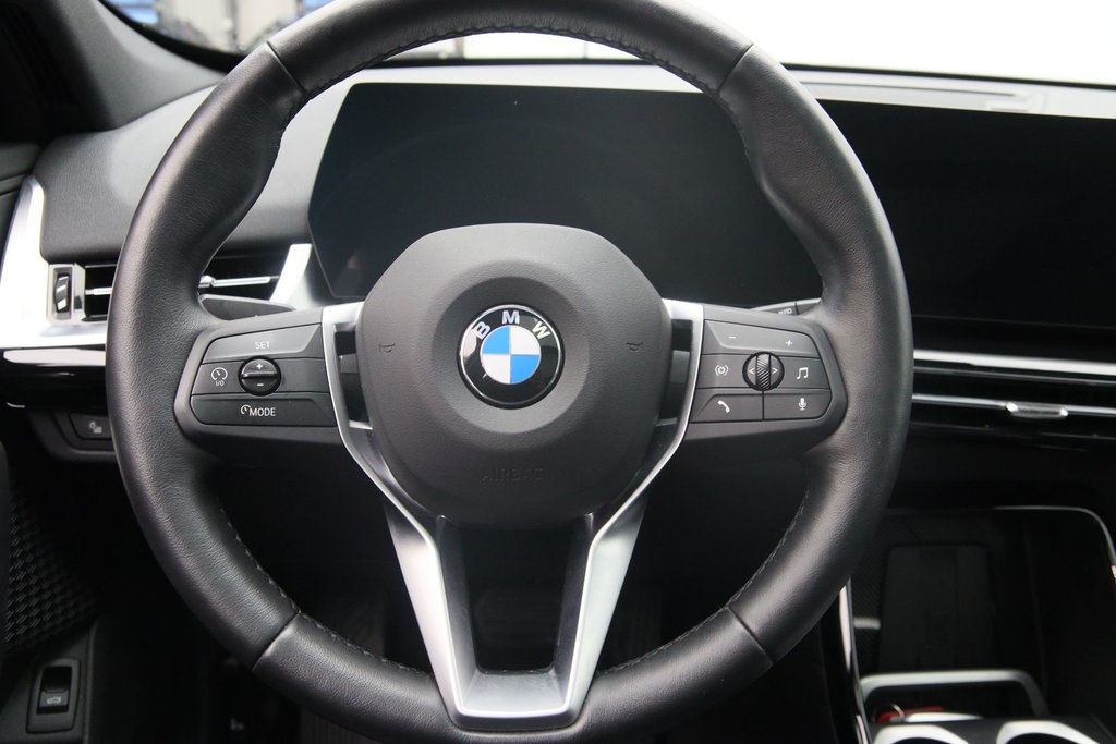2025 BMW X1 in Baie-Comeau, Quebec - 12 - w1024h768px