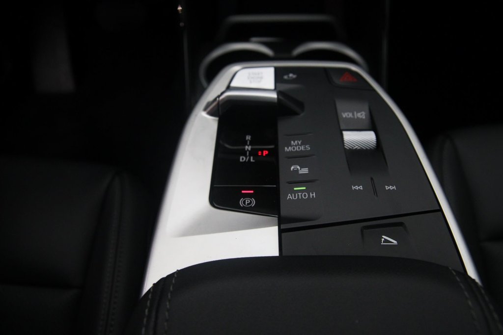 2025 BMW X1 in Baie-Comeau, Quebec - 14 - w1024h768px