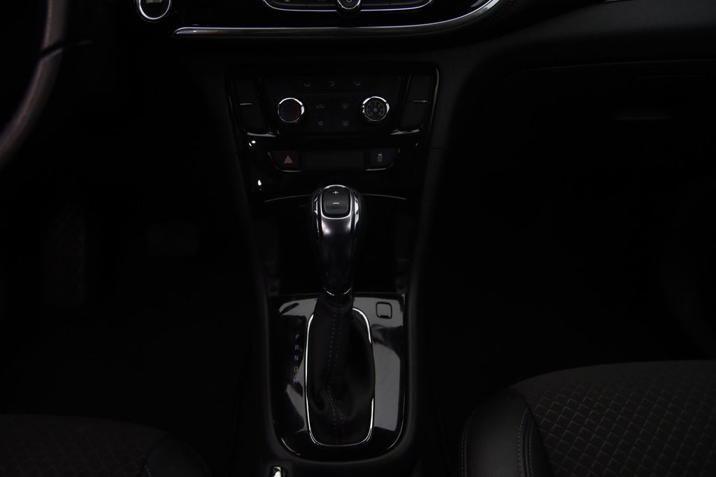 2019 Buick Encore Preferred in Chicoutimi, Quebec - 13 - w1024h768px
