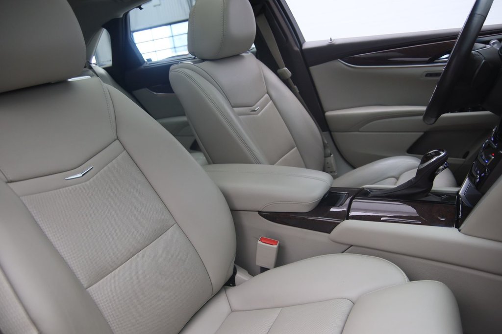 Cadillac XTS  2013 à Sept-Îles, Québec - 16 - w1024h768px