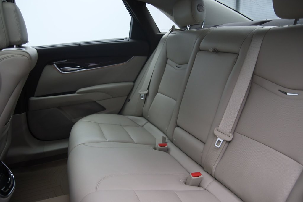 Cadillac XTS  2013 à Sept-Îles, Québec - 10 - w1024h768px