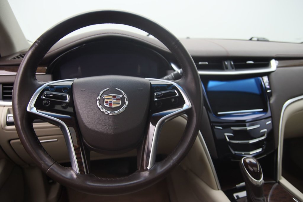 Cadillac XTS  2013 à Sept-Îles, Québec - 12 - w1024h768px