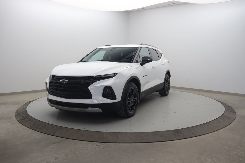 2021 Chevrolet Blazer in Jonquière, Quebec - 1 - w1024h768px