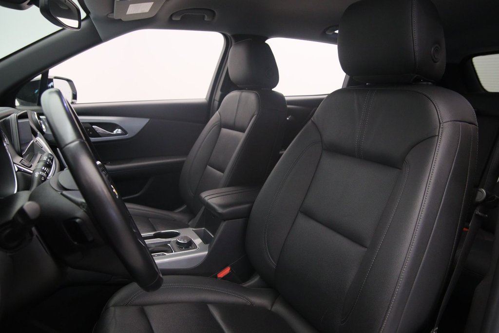 2021 Chevrolet Blazer in Jonquière, Quebec - 6 - w1024h768px