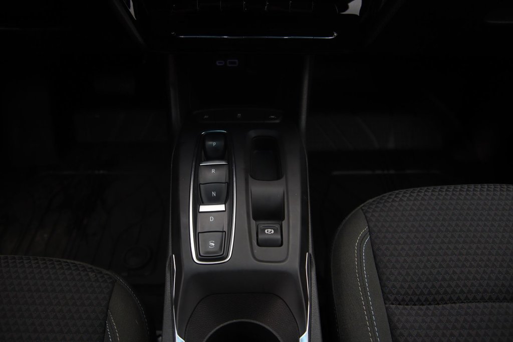 2022 Chevrolet Bolt EV in Jonquière, Quebec - 13 - w1024h768px
