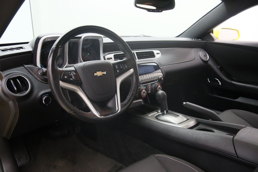 2012 Chevrolet Camaro 1LT in Chicoutimi, Quebec - 7 - w1024h768px