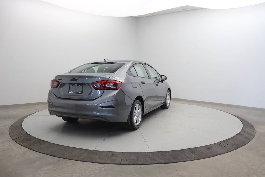 Chevrolet Cruze  2018 à Baie-Comeau, Québec - 4 - w1024h768px
