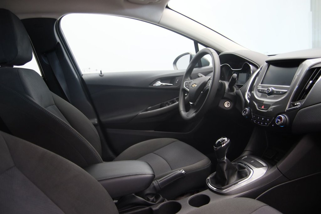 Chevrolet Cruze  2018 à Baie-Comeau, Québec - 15 - w1024h768px