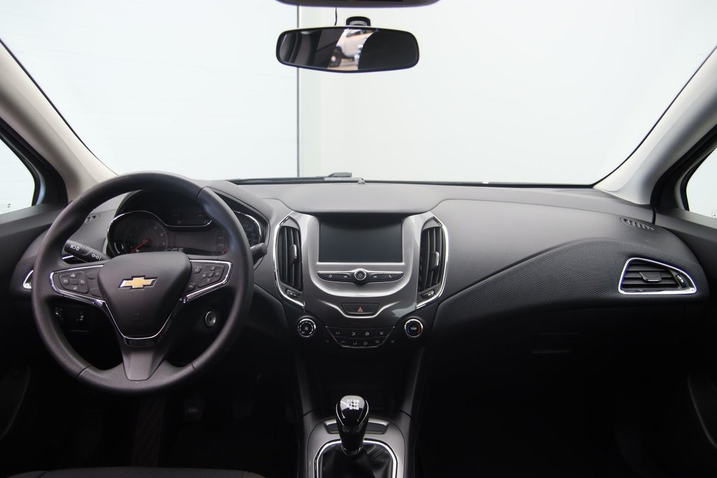 Chevrolet Cruze  2018 à Baie-Comeau, Québec - 10 - w1024h768px
