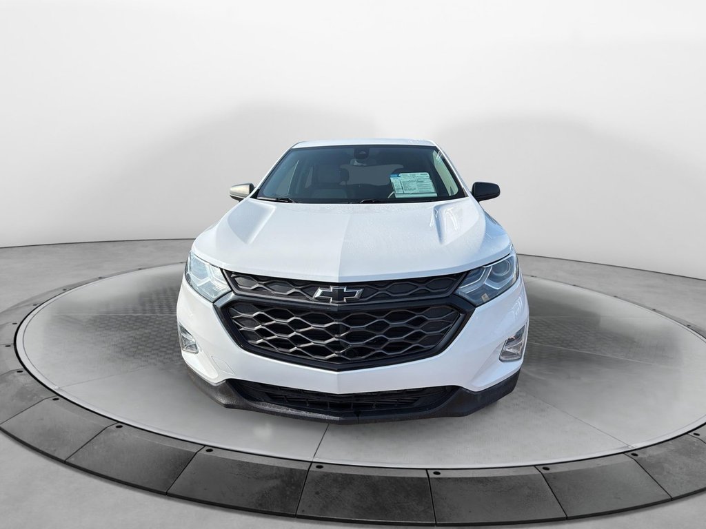 Chevrolet Equinox  2020 à Baie-Comeau, Québec - 2 - w1024h768px
