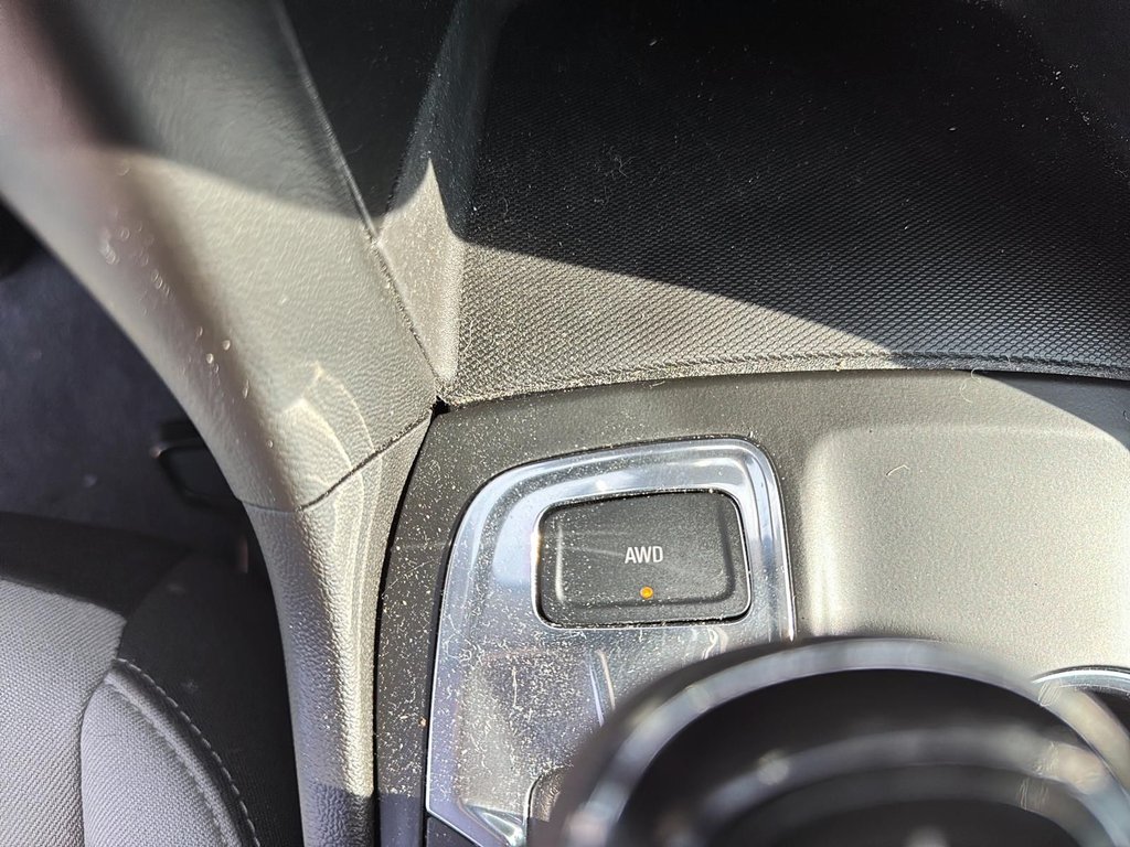 Chevrolet Equinox  2020 à Baie-Comeau, Québec - 13 - w1024h768px