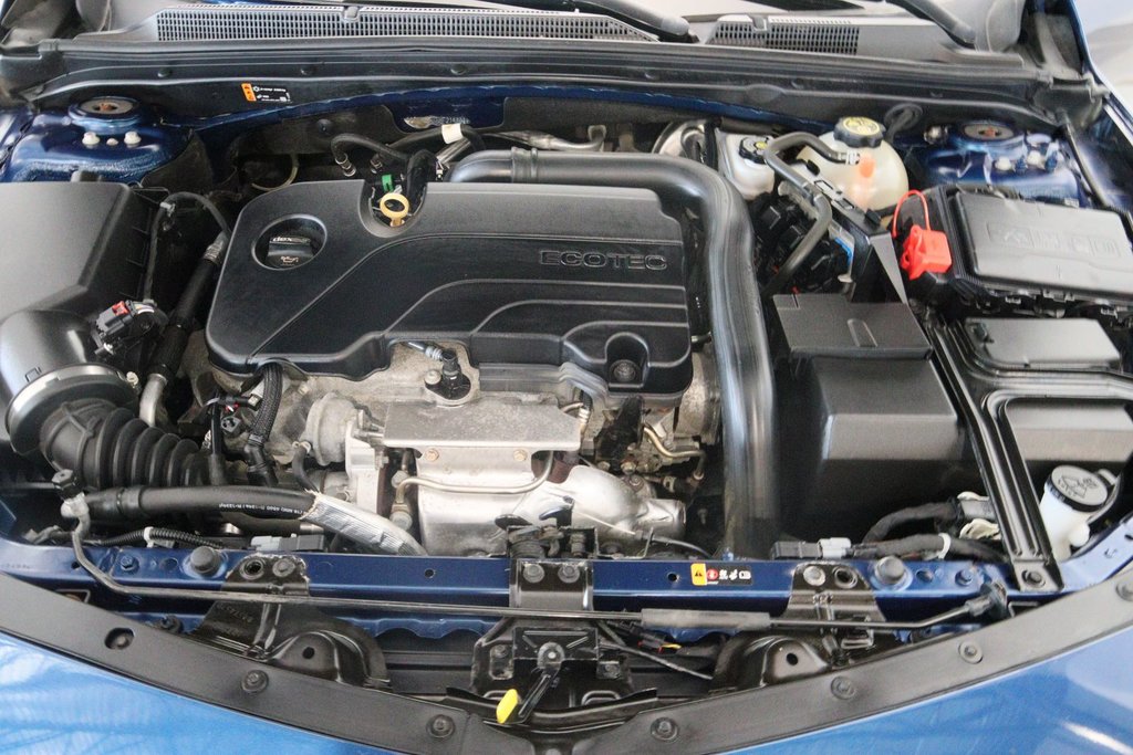 2019 Chevrolet Malibu in Jonquière, Quebec - 17 - w1024h768px