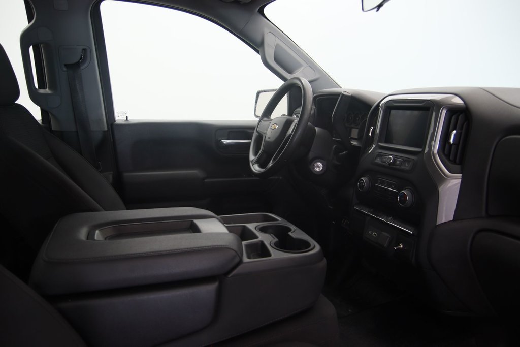 2022 Chevrolet Silverado 1500 LTD in Baie-Comeau, Quebec - 15 - w1024h768px