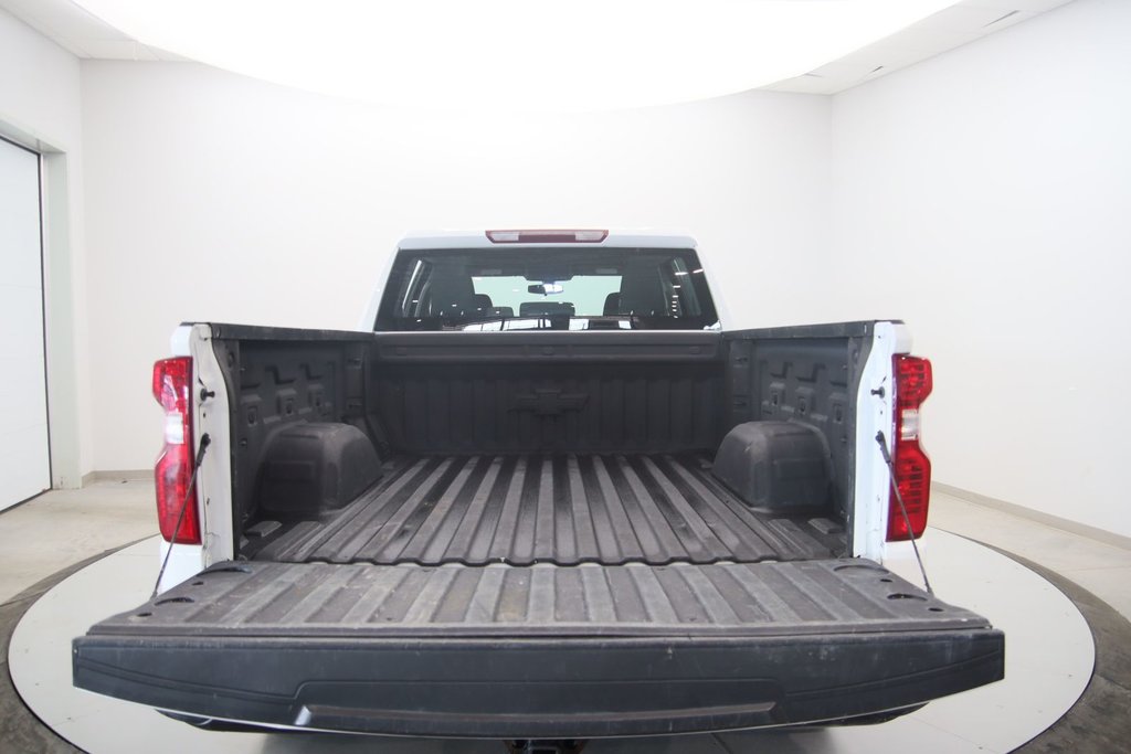 2022 Chevrolet Silverado 1500 LTD in Baie-Comeau, Quebec - 17 - w1024h768px