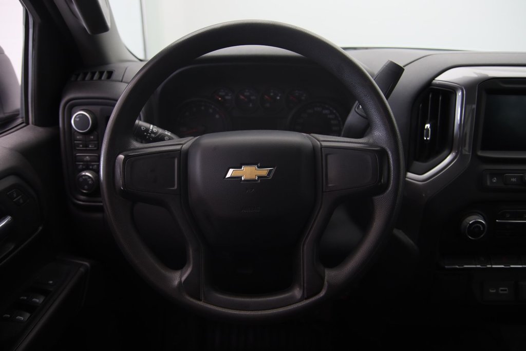 2022 Chevrolet Silverado 1500 LTD in Baie-Comeau, Quebec - 11 - w1024h768px