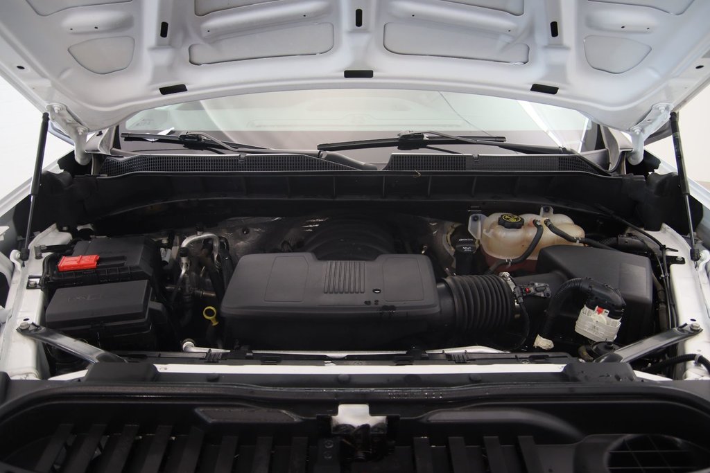 2022 Chevrolet Silverado 1500 LTD in Baie-Comeau, Quebec - 16 - w1024h768px