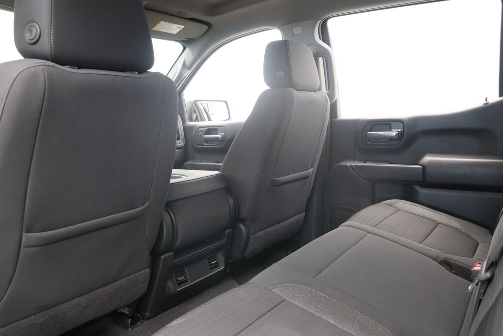 2022 Chevrolet Silverado 1500 LTD in Sept-Îles, Quebec - 9 - w1024h768px