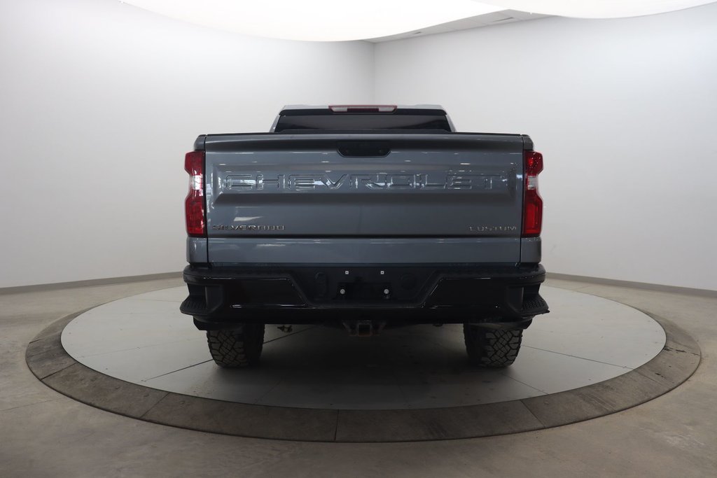 2022 Chevrolet Silverado 1500 LTD in Sept-Îles, Quebec - 5 - w1024h768px