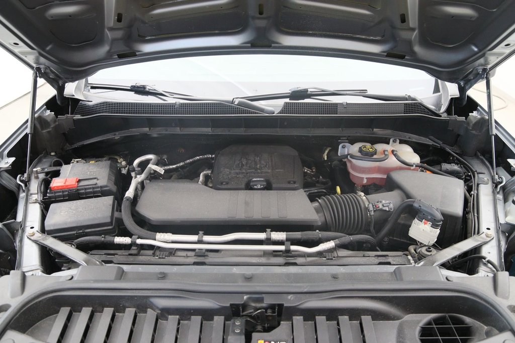 2022 Chevrolet Silverado 1500 LTD in Sept-Îles, Quebec - 16 - w1024h768px