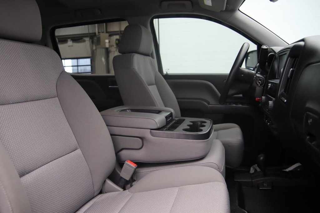 Chevrolet Silverado 1500  2017 à Jonquière, Québec - 15 - w1024h768px