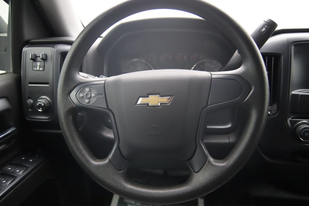 Chevrolet Silverado 1500  2017 à Jonquière, Québec - 11 - w1024h768px