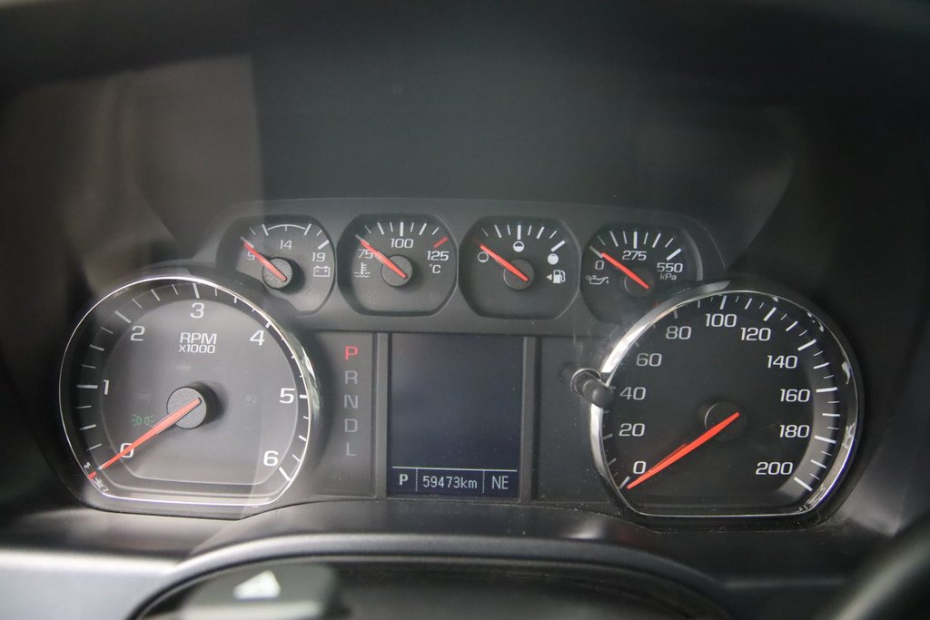 Chevrolet Silverado 1500  2017 à Jonquière, Québec - 12 - w1024h768px