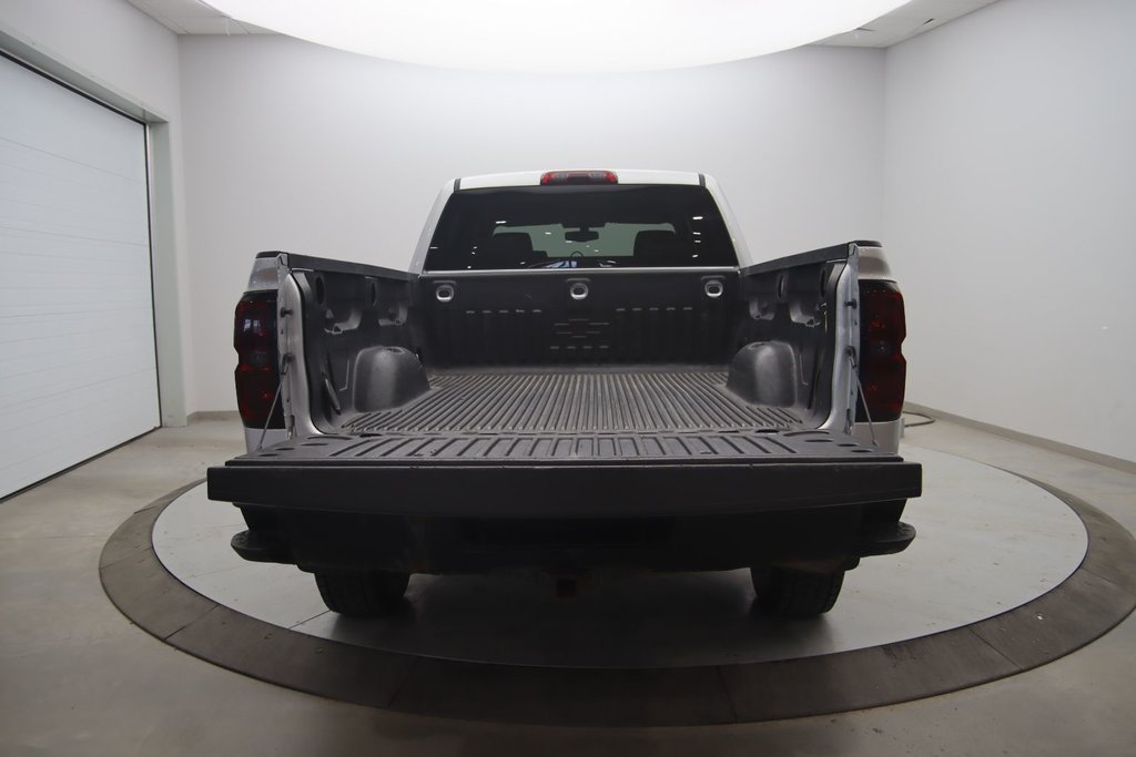 Chevrolet Silverado 1500  2017 à Jonquière, Québec - 17 - w1024h768px