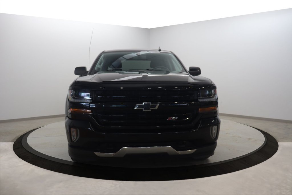 2018 Chevrolet Silverado 1500 in Jonquière, Quebec - 2 - w1024h768px