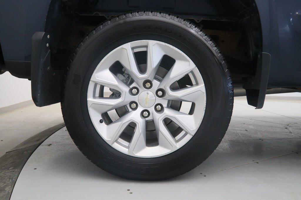 2020 Chevrolet Silverado 1500 in Sept-Îles, Quebec - 14 - w1024h768px