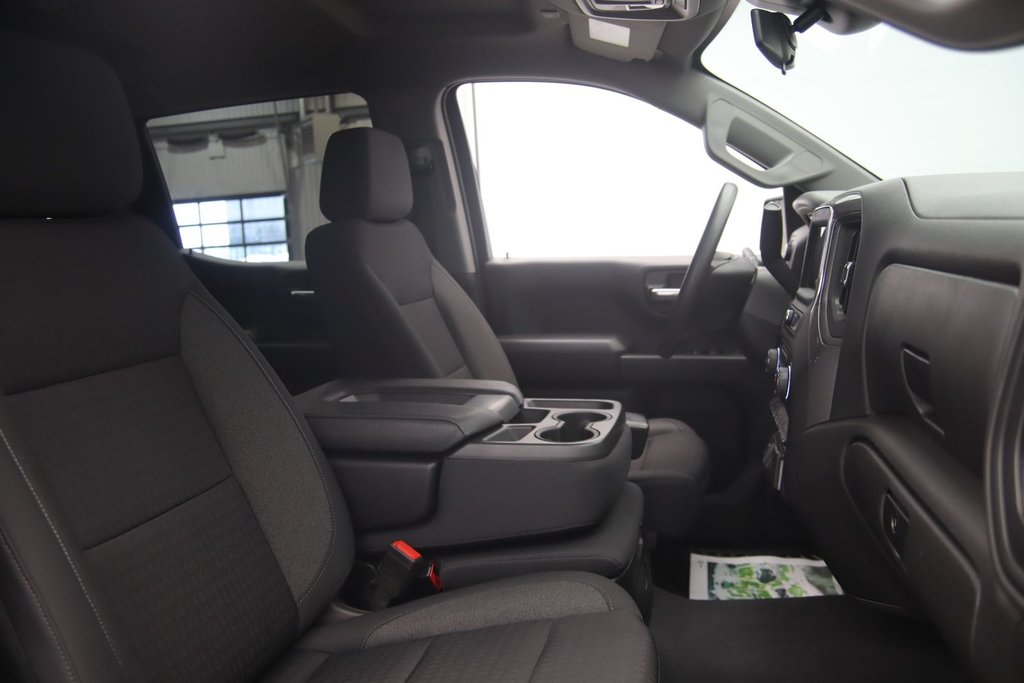 Chevrolet Silverado 1500  2022 à Sept-Îles, Québec - 15 - w1024h768px