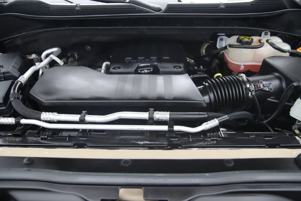 Chevrolet Silverado 1500  2022 à Sept-Îles, Québec - 16 - w1024h768px