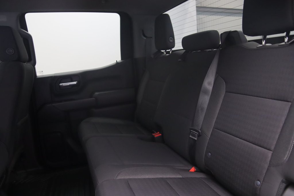 Chevrolet Silverado 1500  2022 à Sept-Îles, Québec - 9 - w1024h768px