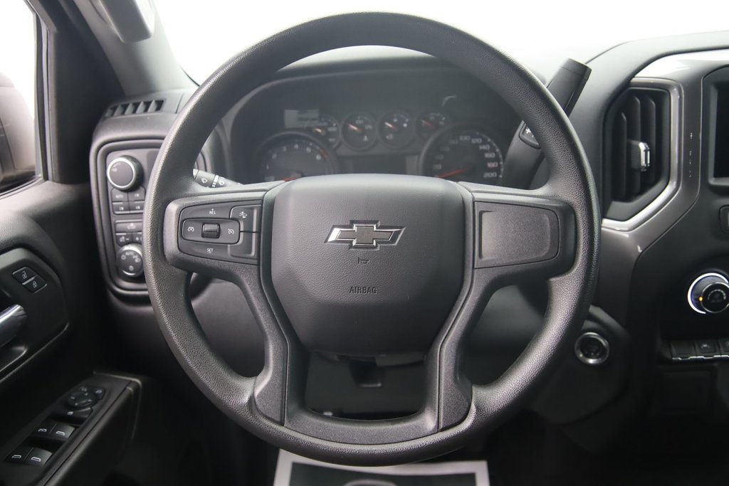 Chevrolet Silverado 1500  2022 à Sept-Îles, Québec - 11 - w1024h768px