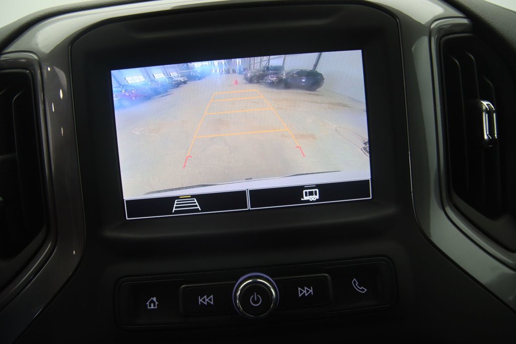 Chevrolet Silverado 1500  2022 à Sept-Îles, Québec - 14 - w1024h768px