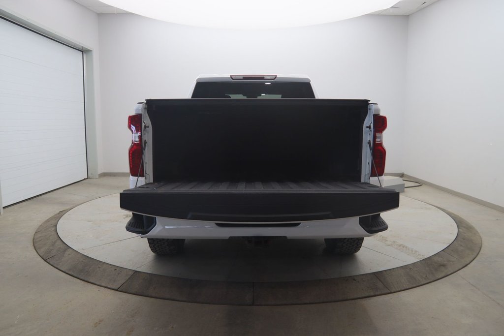 Chevrolet Silverado 1500  2022 à Sept-Îles, Québec - 17 - w1024h768px