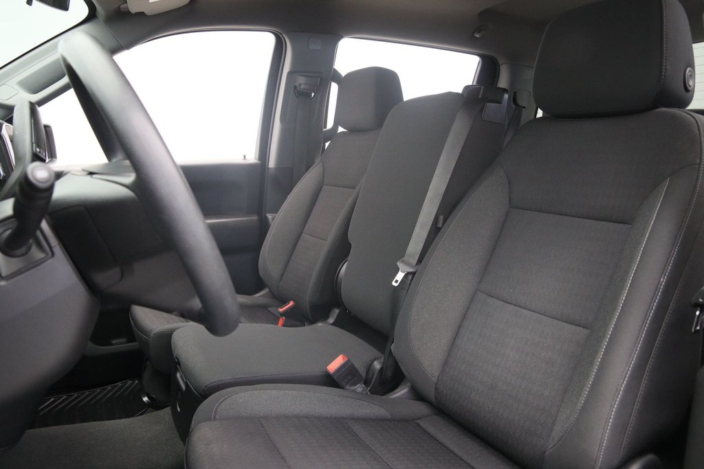 2022 Chevrolet Silverado 1500 Custom in Chicoutimi, Quebec - 7 - w1024h768px