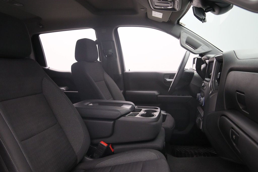2022 Chevrolet Silverado 1500 Custom in Chicoutimi, Quebec - 16 - w1024h768px