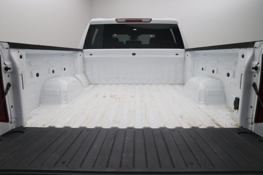 2022 Chevrolet Silverado 1500 Custom in Chicoutimi, Quebec - 18 - w1024h768px