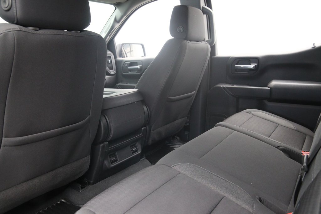 2022 Chevrolet Silverado 1500 Custom in Chicoutimi, Quebec - 10 - w1024h768px