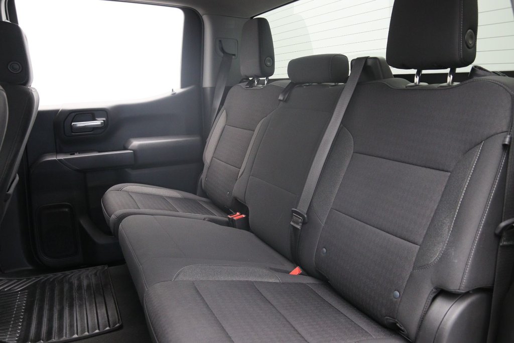 2022 Chevrolet Silverado 1500 Custom in Chicoutimi, Quebec - 9 - w1024h768px