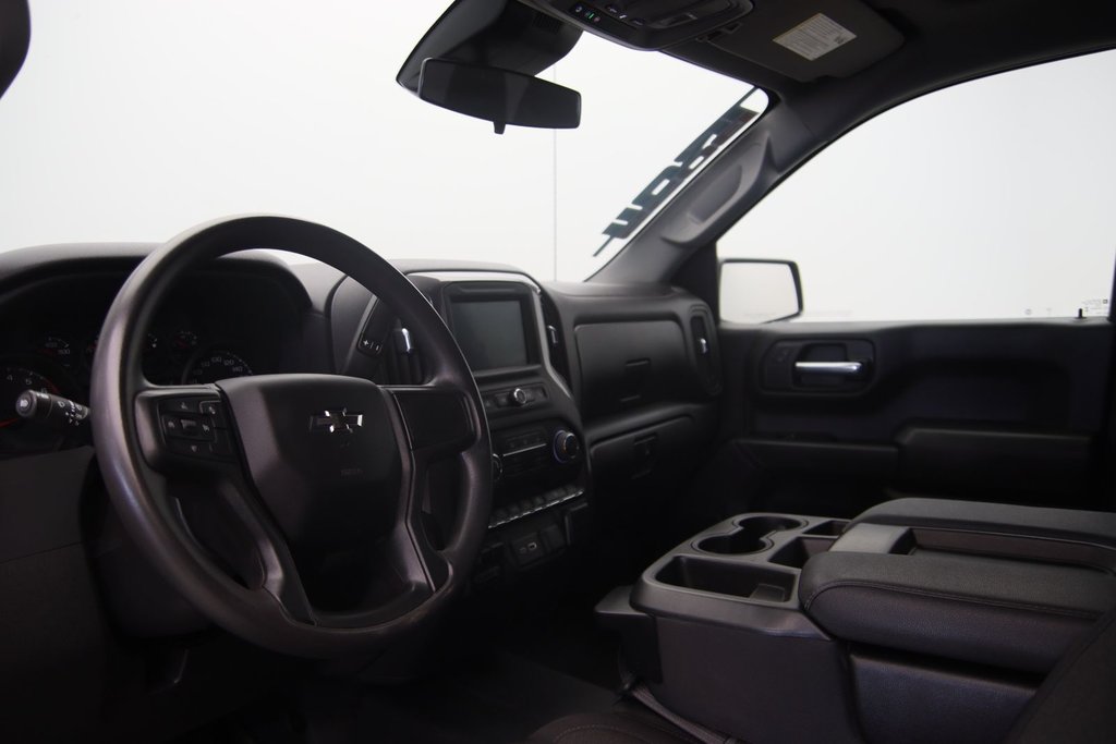 2023 Chevrolet Silverado 1500 in Baie-Comeau, Quebec - 6 - w1024h768px