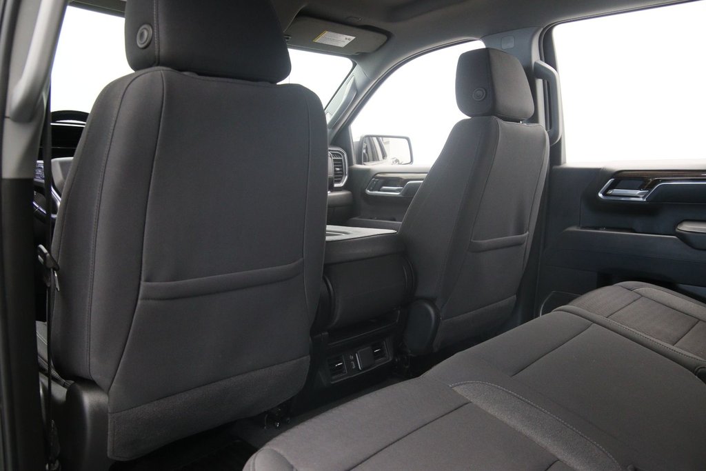 2025 Chevrolet Silverado 1500 in Baie-Comeau, Quebec - 9 - w1024h768px