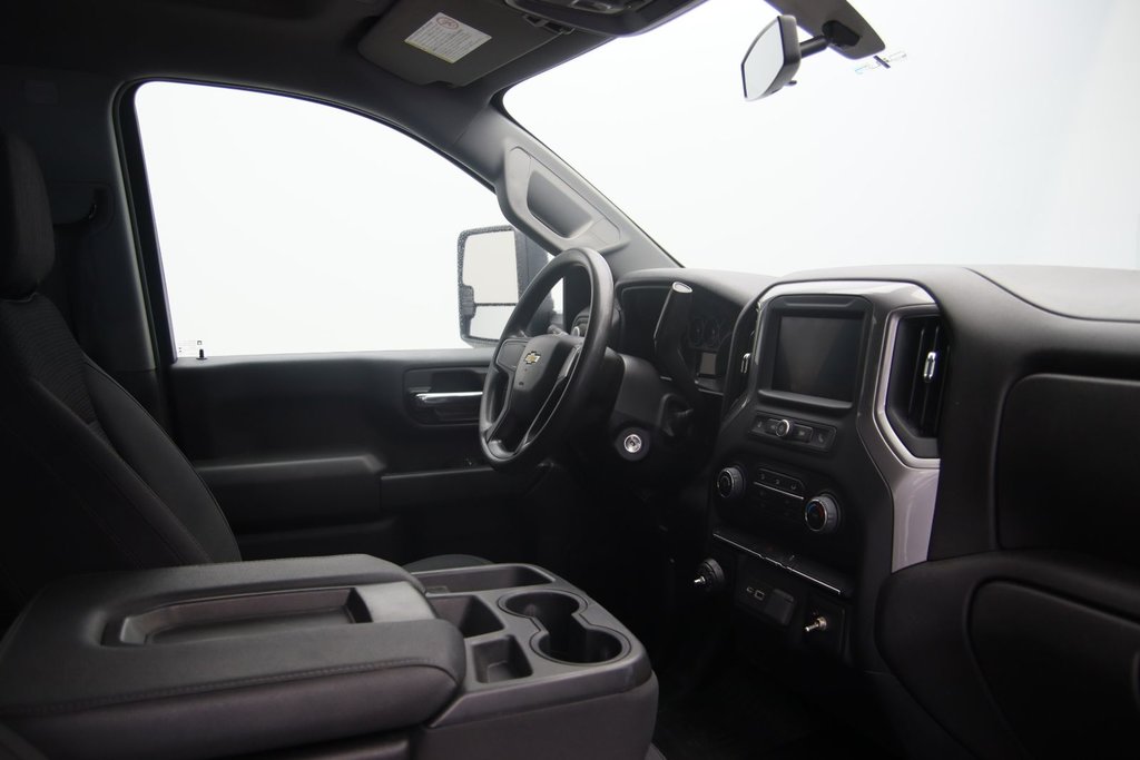 2022 Chevrolet Silverado 2500HD Work Truck in Chicoutimi, Quebec - 15 - w1024h768px