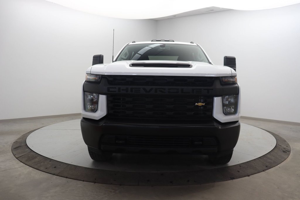 2022 Chevrolet Silverado 2500HD Work Truck in Chicoutimi, Quebec - 2 - w1024h768px