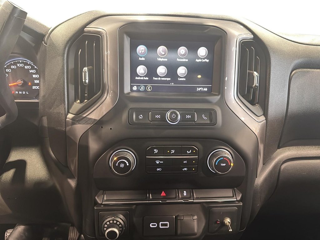 Chevrolet Silverado 2500HD  2022 à Jonquière, Québec - 21 - w1024h768px