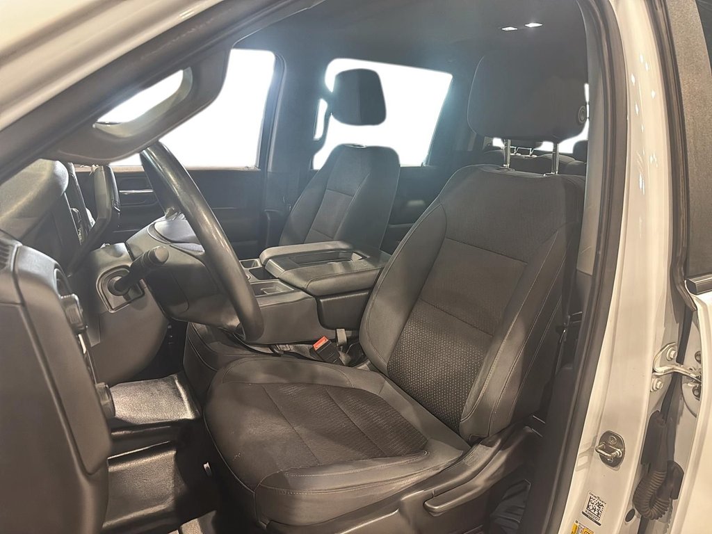 Chevrolet Silverado 2500HD  2022 à Jonquière, Québec - 9 - w1024h768px