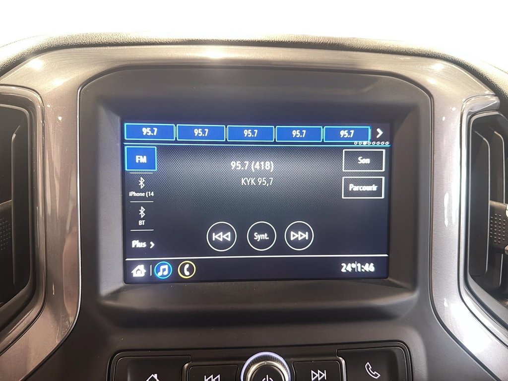 Chevrolet Silverado 2500HD  2022 à Jonquière, Québec - 19 - w1024h768px