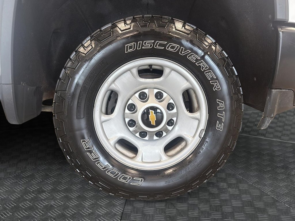 Chevrolet Silverado 2500HD  2022 à Jonquière, Québec - 7 - w1024h768px